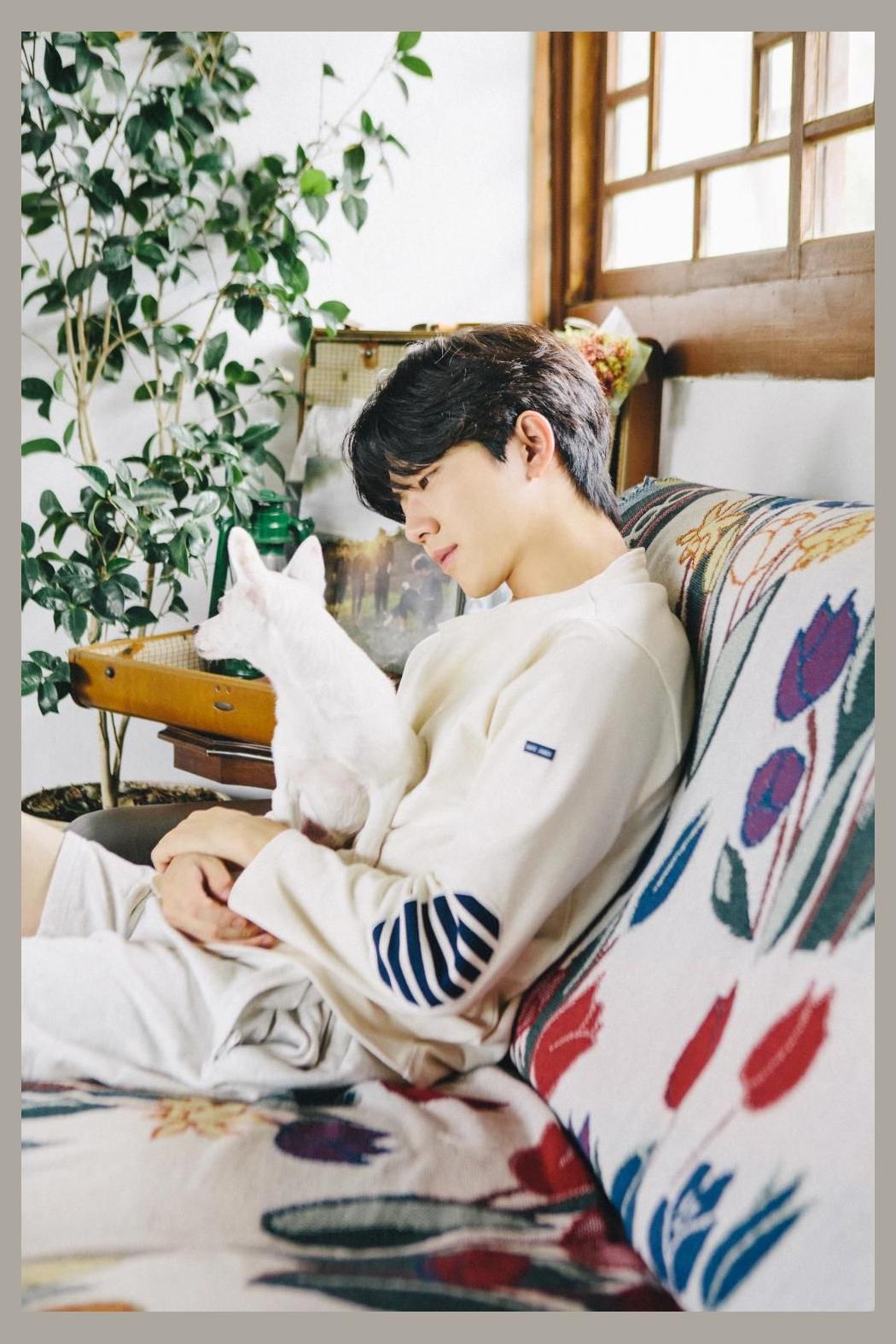DOWOON (DAY6)